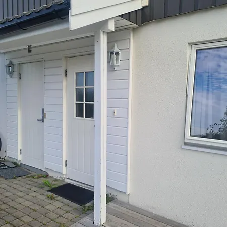 Leiligheten Pa Tomasjordnesvegen Tromsø Buitenkant foto